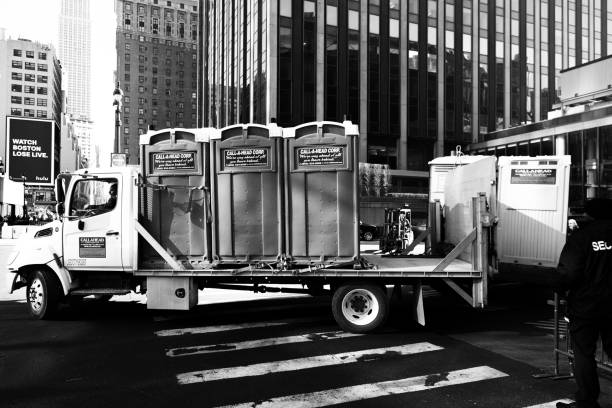 Best Portable bathroom rental  in Goshen, KY